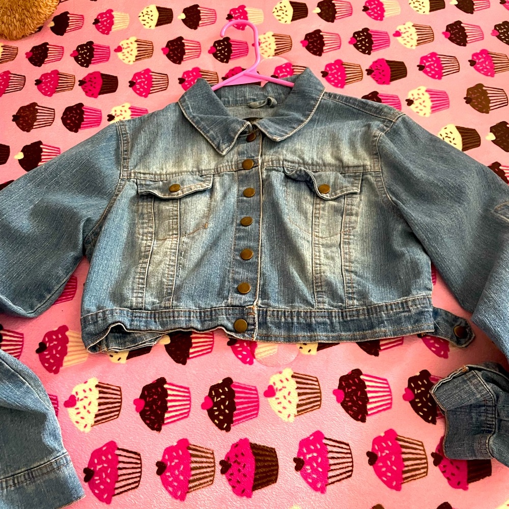 cropped vintage, outer edge denim jacket.